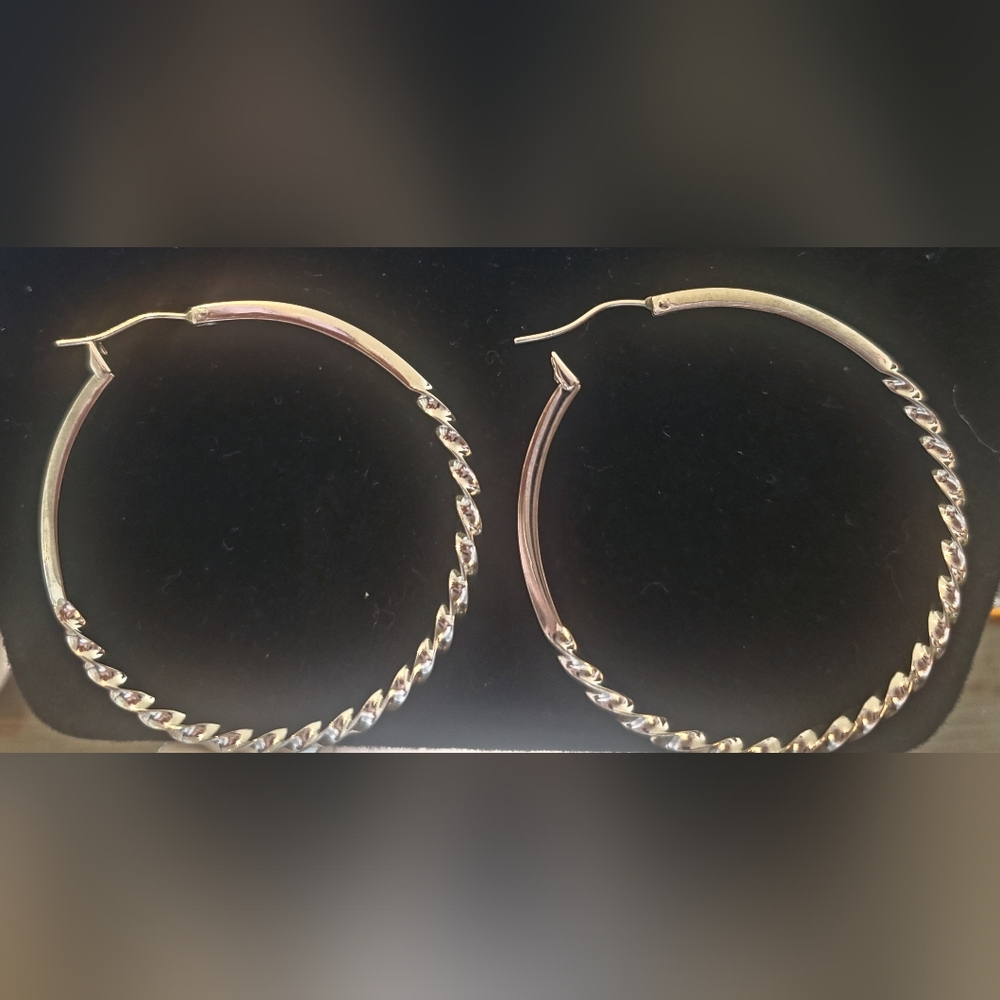 Silver Hoop Earrings with Twisted Rope design 1.5"